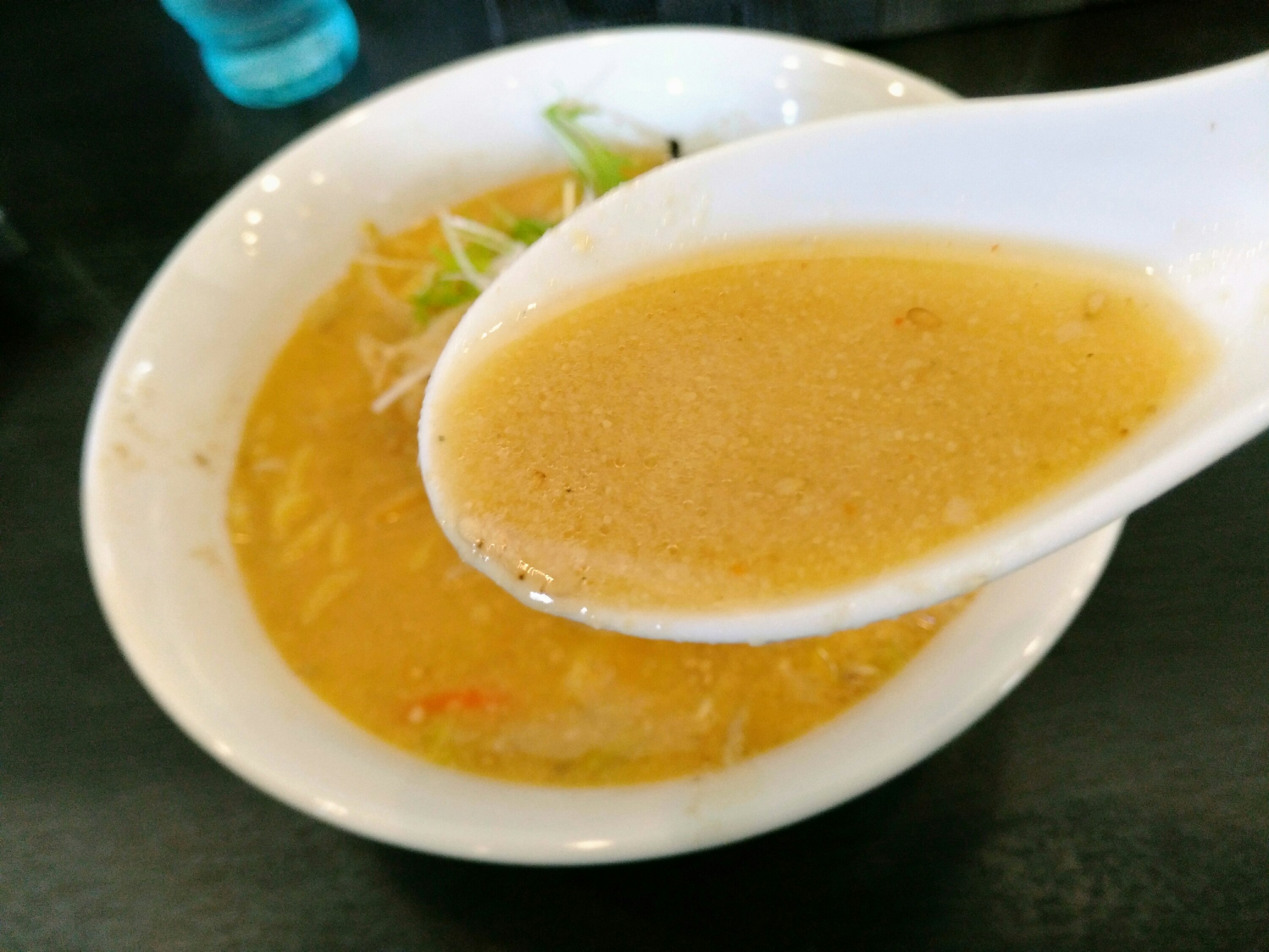 麺屋　吉辰　スープ
