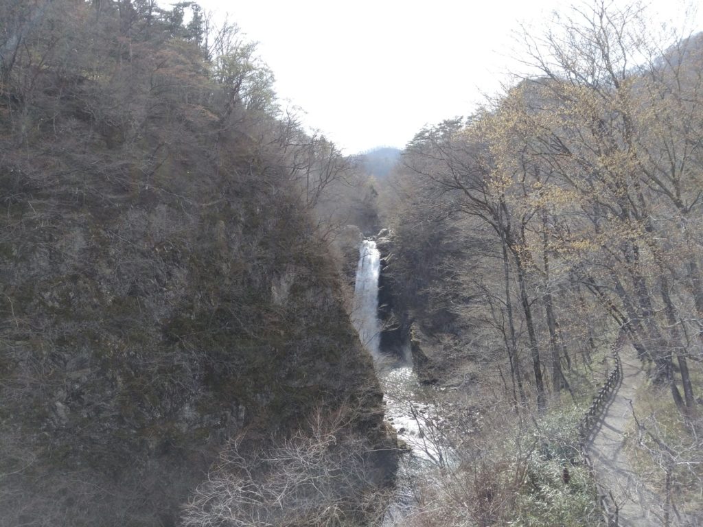 秋保大滝　不動滝橋から　春