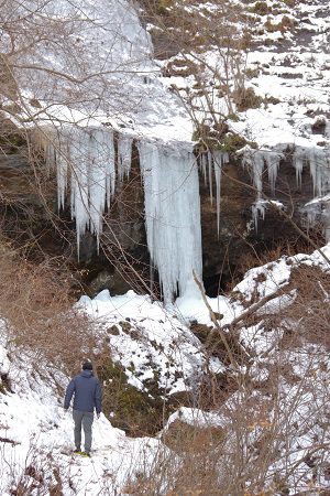丸森町 冬の凍った地蔵滝