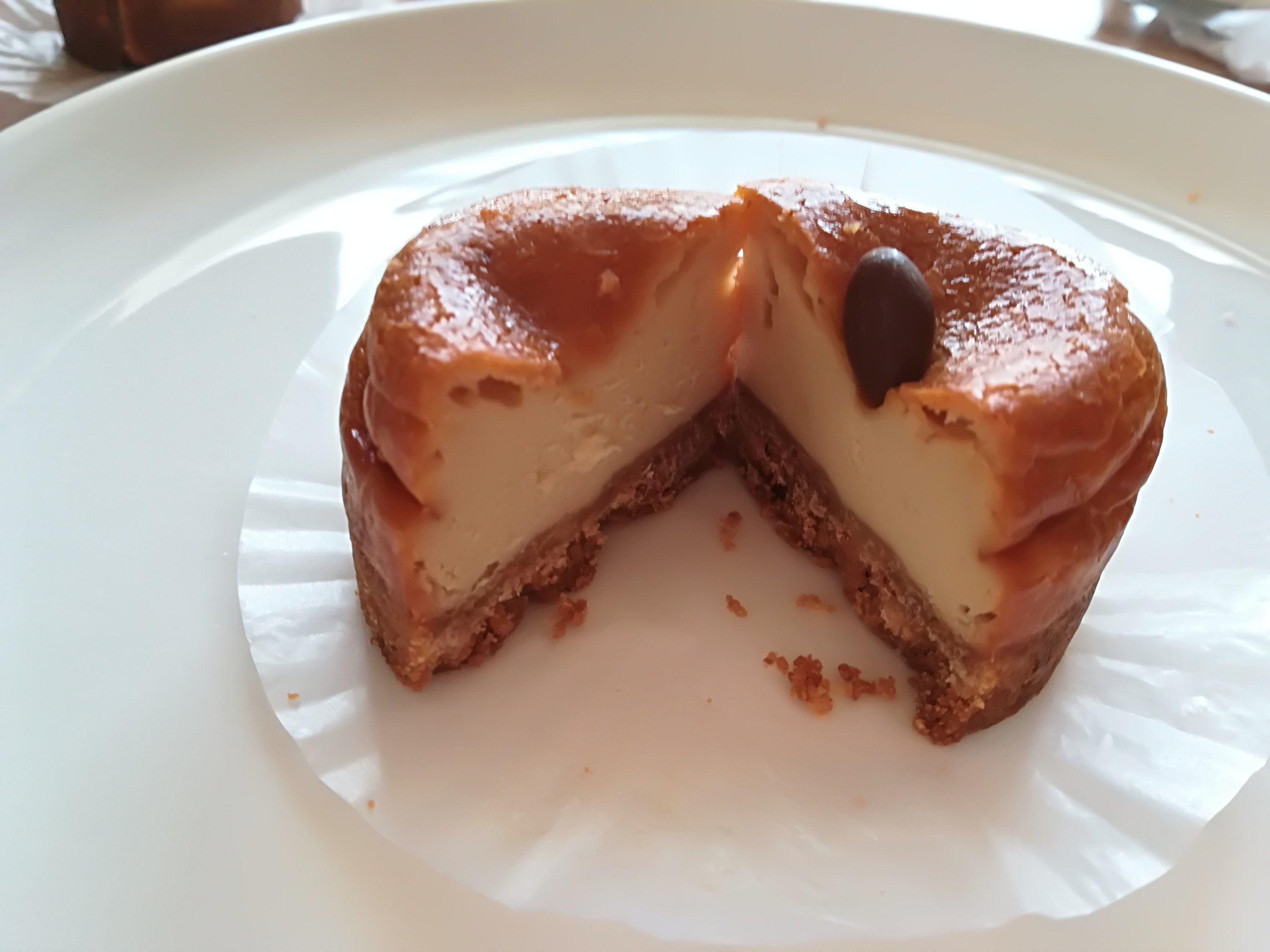 コーヒーの素敵な香りが広がるチーズケーキ