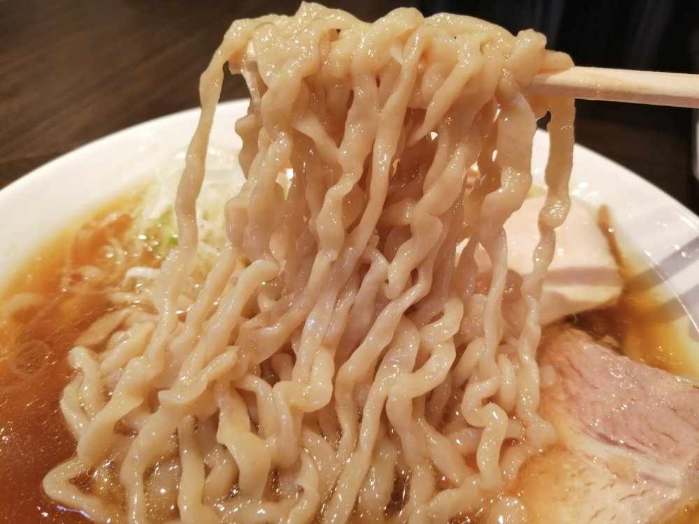 ラーメン日記 東口 麺匠ぼんてん 力強く揉まれた麺と美味しいスープの醤油らーめん 仙台南つうしん