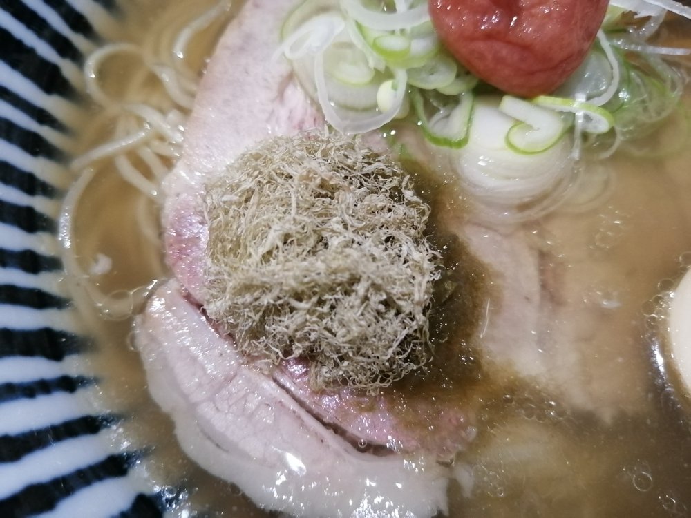 とろろ昆布