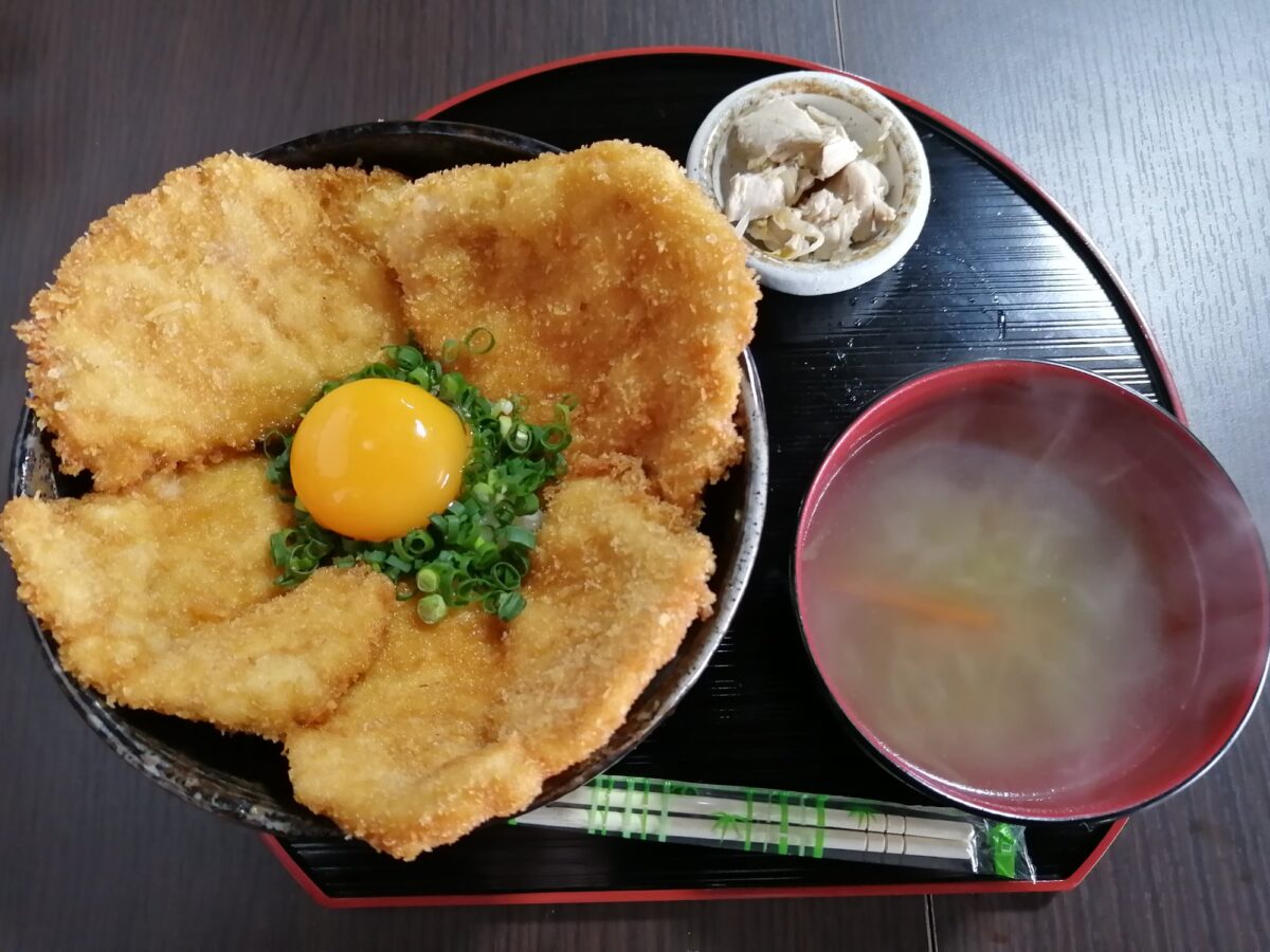 お店レポ 名取市愛島 仙台食 メガ盛り鳥かつ丼 仙台南つうしん