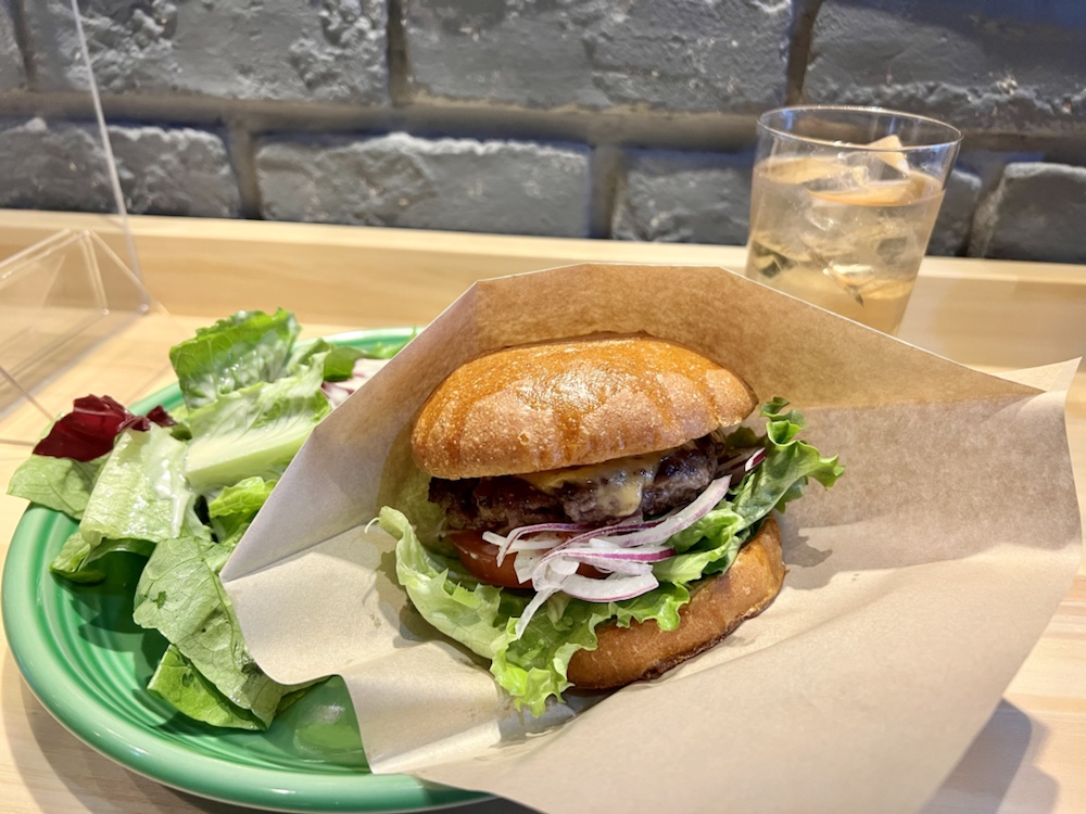 新店レポ】立町の「アメリカンダイナー グフ」でハンバーガー