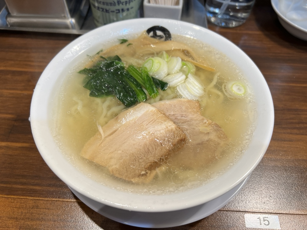 ラーメン日記 朝7時から営業 伊藤商店 仙台朝市店で金の中華そば 仙台南つうしん