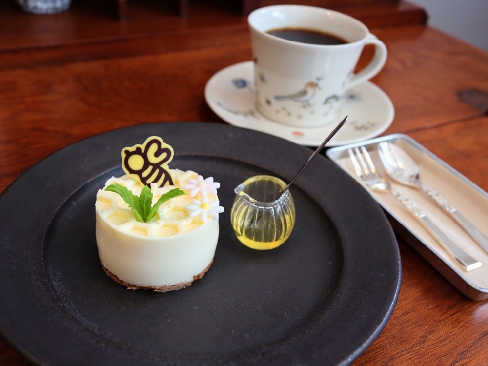 お店レポ 太白区西多賀の カフェこもれび で贅沢はちみつチーズケーキ 仙台南つうしん