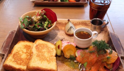 仙台の子連れカフェランチに最適！藤崎のケヤキカフェで美味しい料理とスイーツを満喫