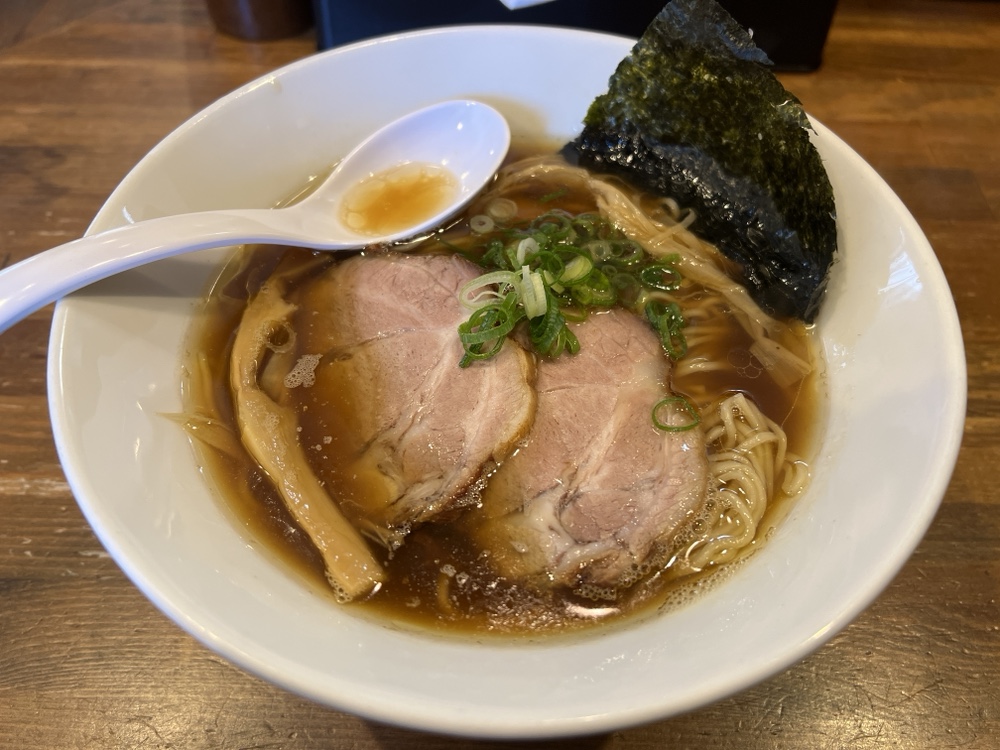 レポ】荒井の人気ラーメン店「中華そば 煖々-だんだん」で醤油そば